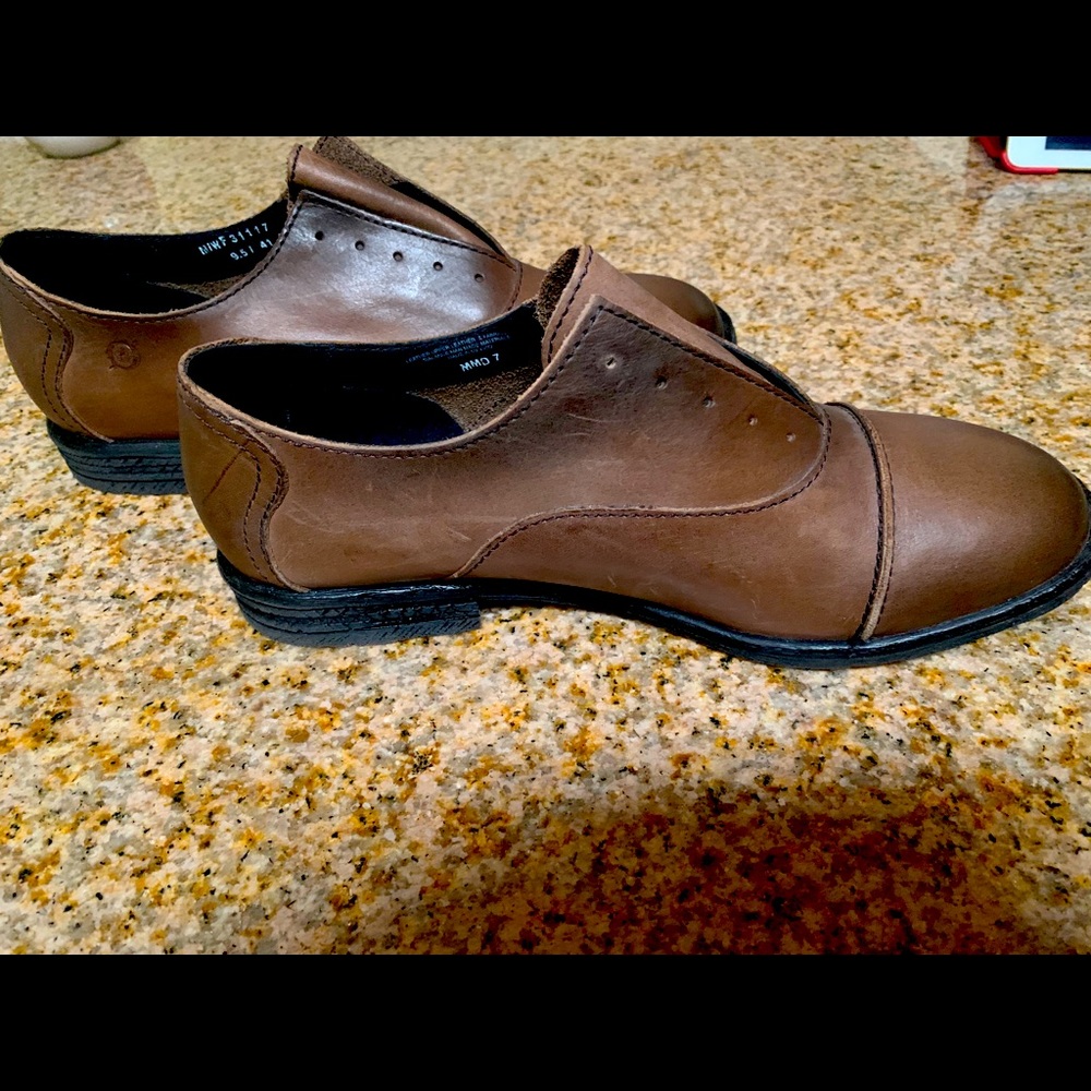 Born Oxford shoes,size 9.5